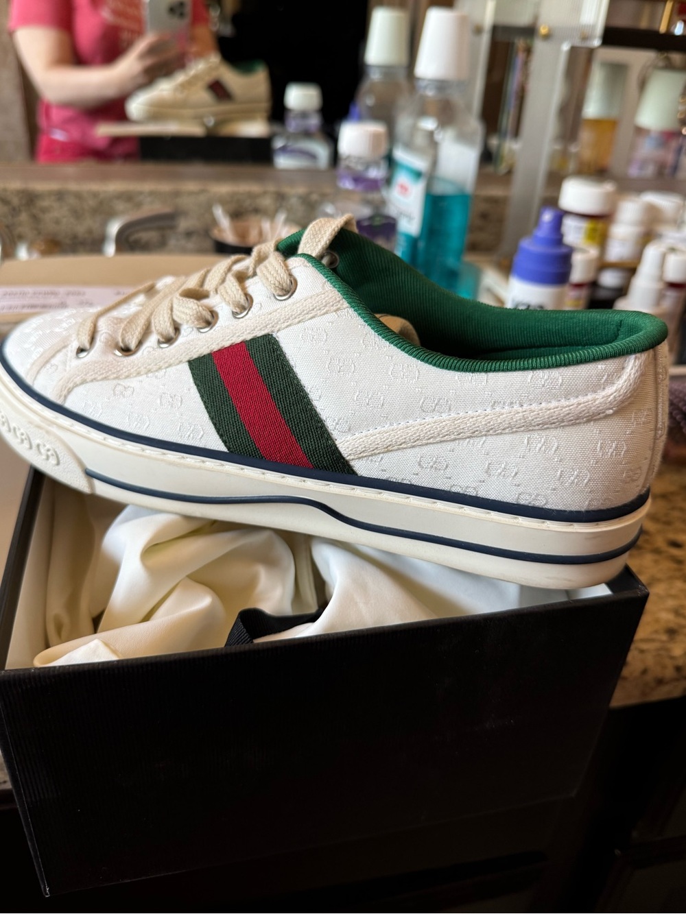 Gucci Women’s 1977 sneakers